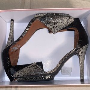 Women’s Designer Shoes